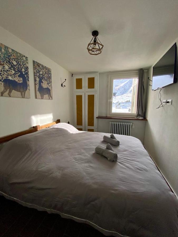 Cozy Apartment Near The Slopes Breuil-Cervinia Exterior photo